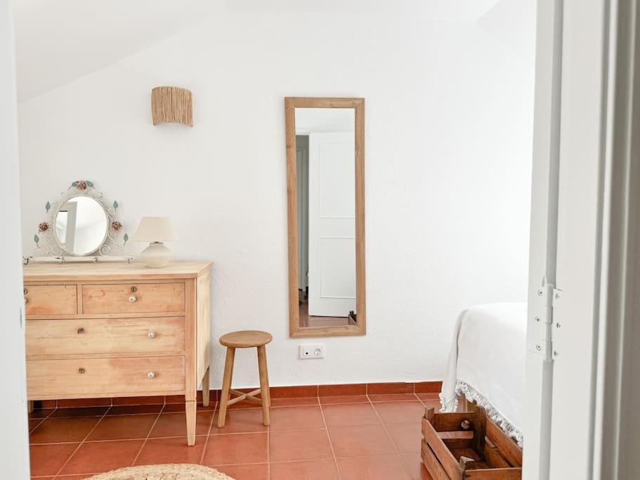 Costa Inn Beach House With Pool By Homeful Homes Costa de Caparica Buitenkant foto