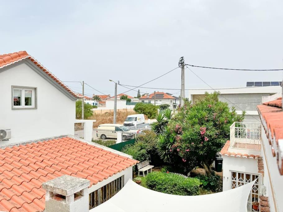 Costa Inn Beach House With Pool By Homeful Homes Costa de Caparica Buitenkant foto